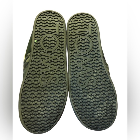 Toms camo slip on slipper with hard bottoms - Picture 4 of 5